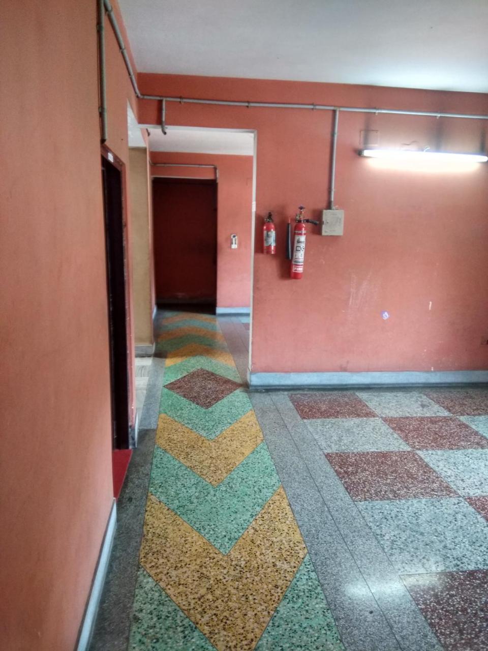 Renu Guest House Kolkata Bagian luar foto
