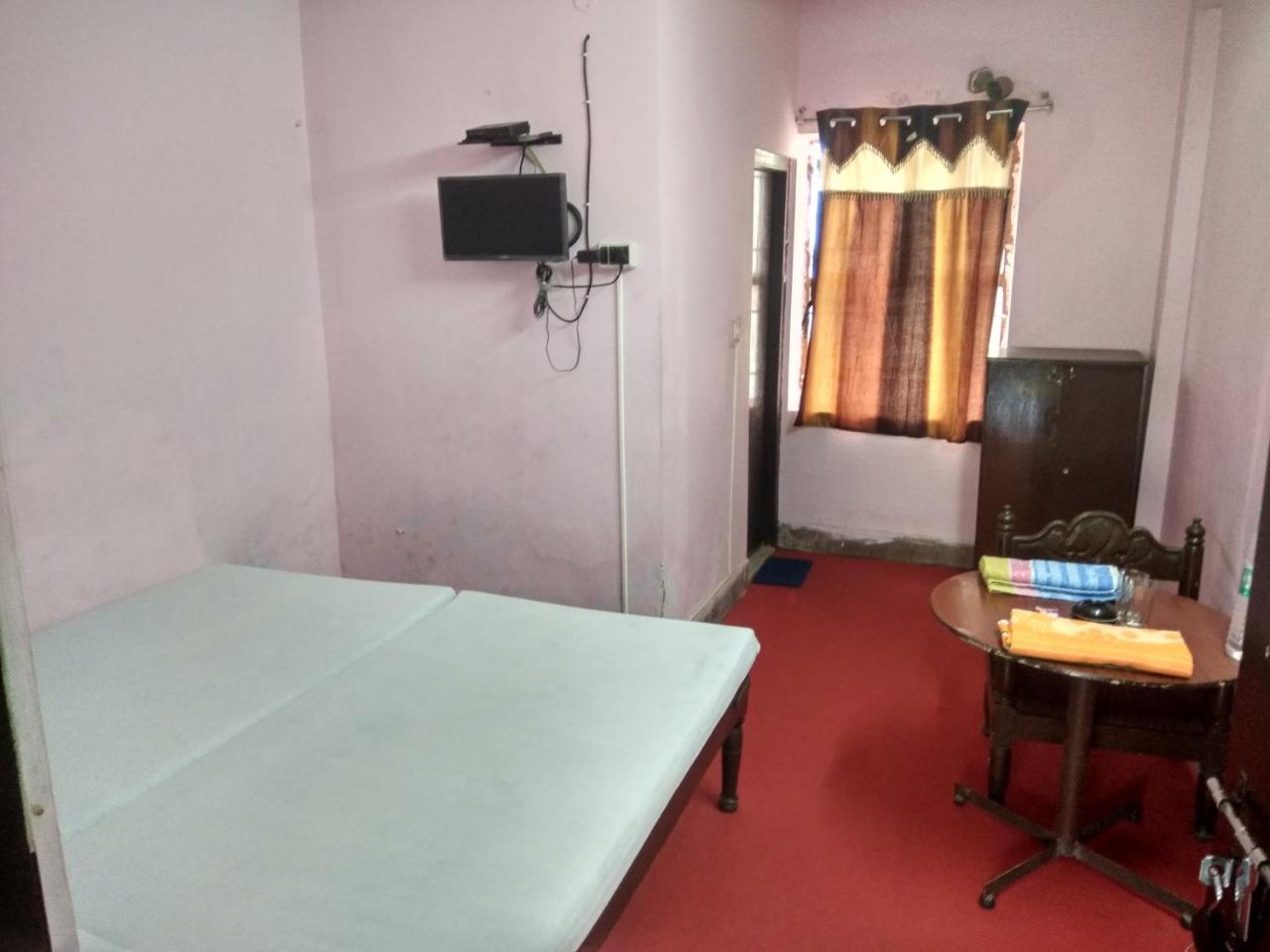 Renu Guest House Kolkata Bagian luar foto