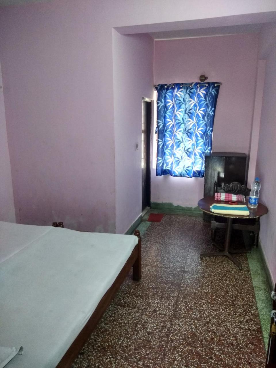 Renu Guest House Kolkata Bagian luar foto