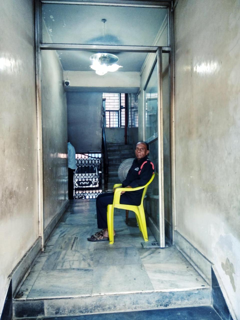 Renu Guest House Kolkata Bagian luar foto