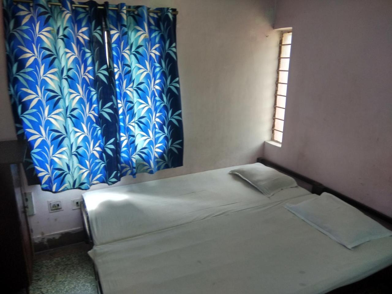 Renu Guest House Kolkata Bagian luar foto